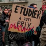"Etudier, à quel prix ?" (pancarte)