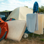 Rennes, 21 Aout 2026. Le camps de Beauregard abrite aujourd'hui plus d'une centaine de personnes, principallment des familles.Photographie par Quentin Bonadé-Vernault pour Espace