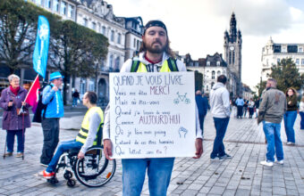 DOUAI. Manifestation du 17 octobre.